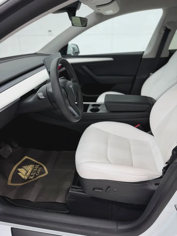 Tesla Model Y Long Range AWD 2022 GCC Specs