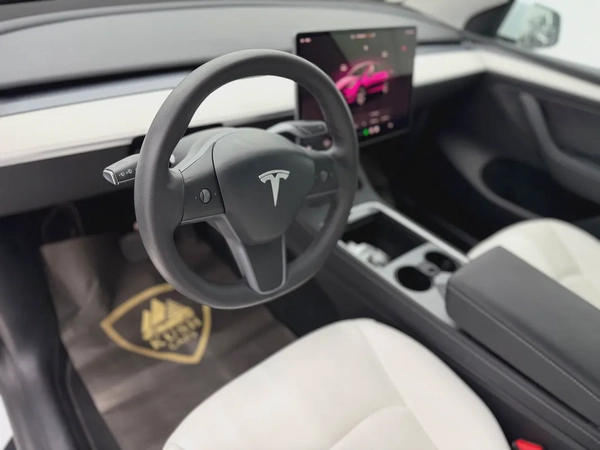 Tesla Model Y Long Range AWD 2022 GCC Specs