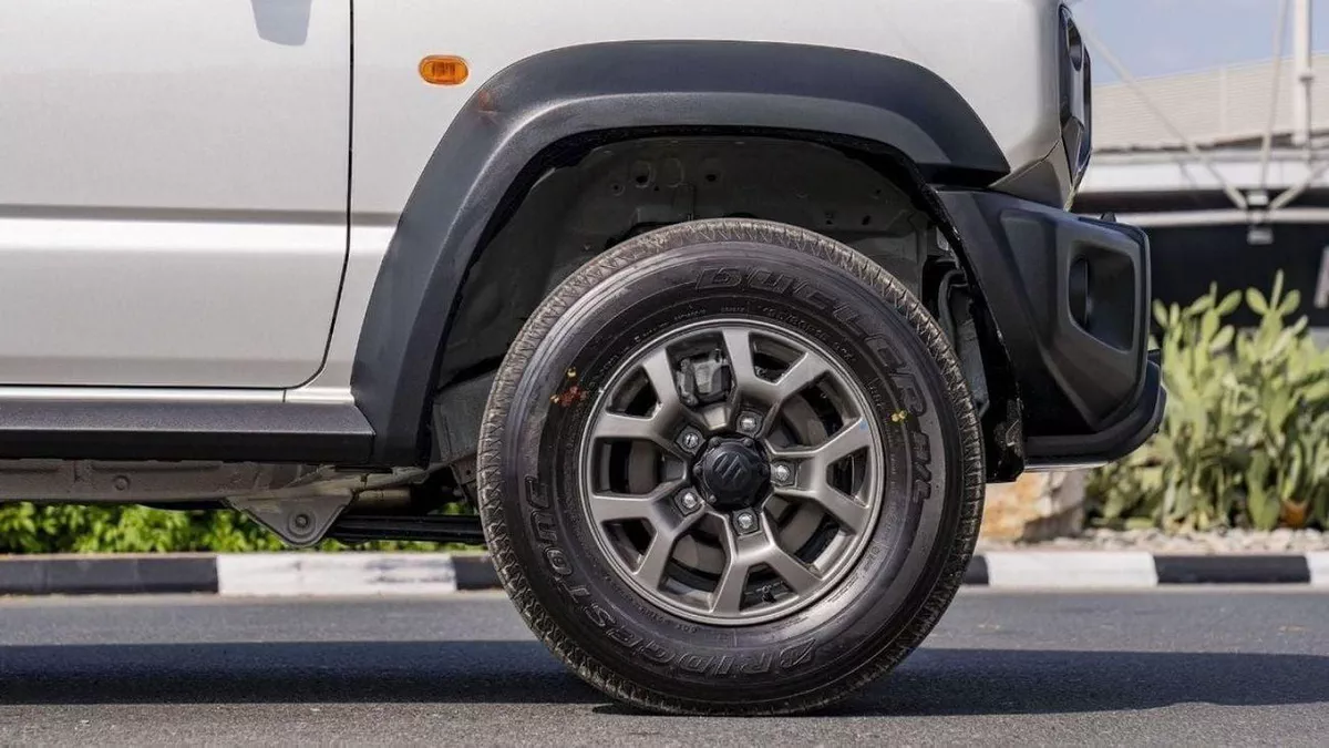 Suzuki Jimny GL 1.5L GLX (A/T)-7-0