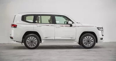 Toyota Land Cruiser GXR 2026 GCC Specs-5