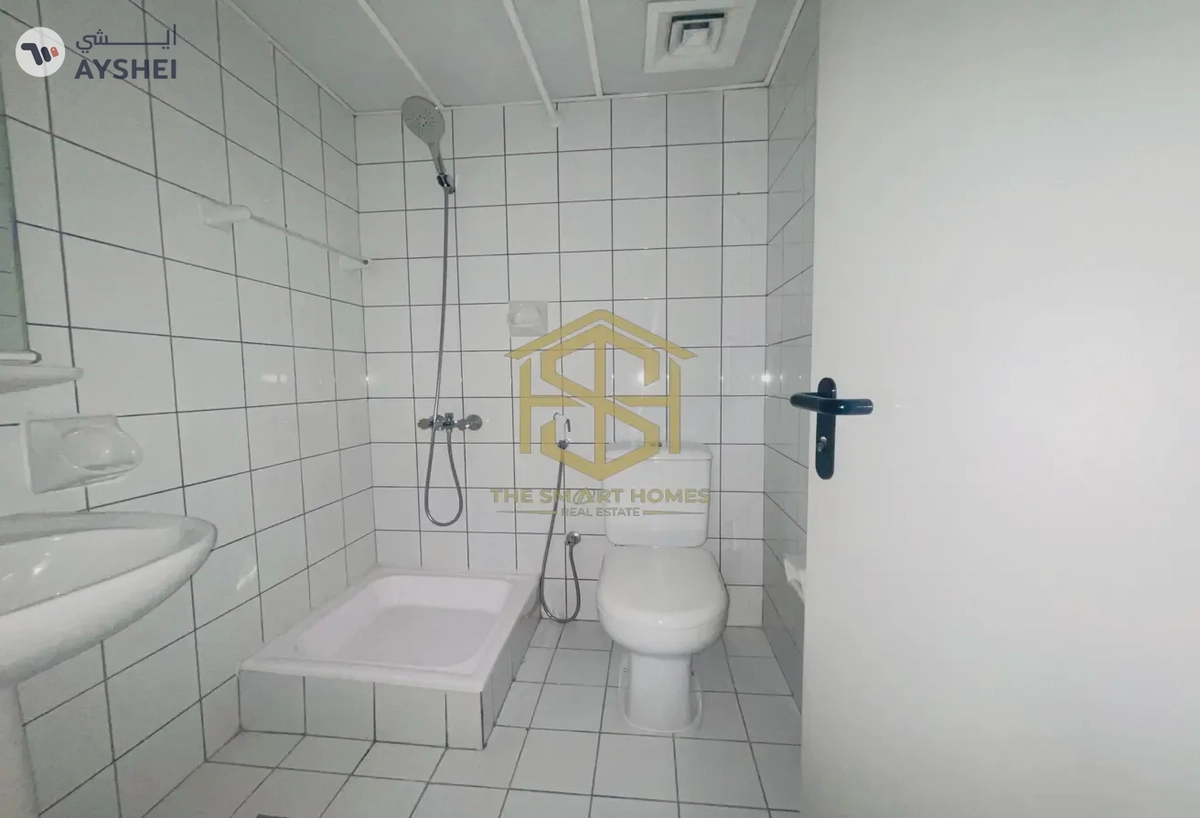APARTMENT FOR RENT IN AL KHALEEJ CENTRE AREA, AL RAFFA-9-9