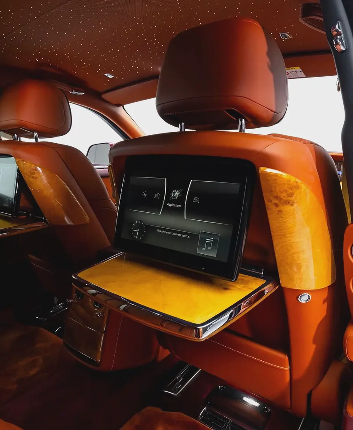 2019 Rolls-Royce Phantom | GCC Specs | Ultra Luxury Sedan ll 13,000 km