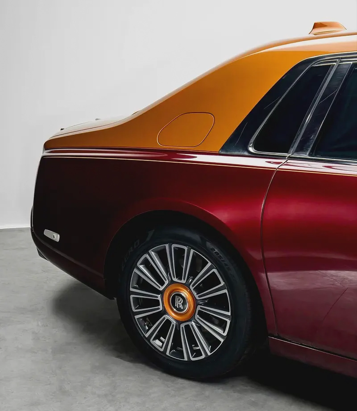 2019 Rolls-Royce Phantom | GCC Specs | Ultra Luxury Sedan ll 13,000 km