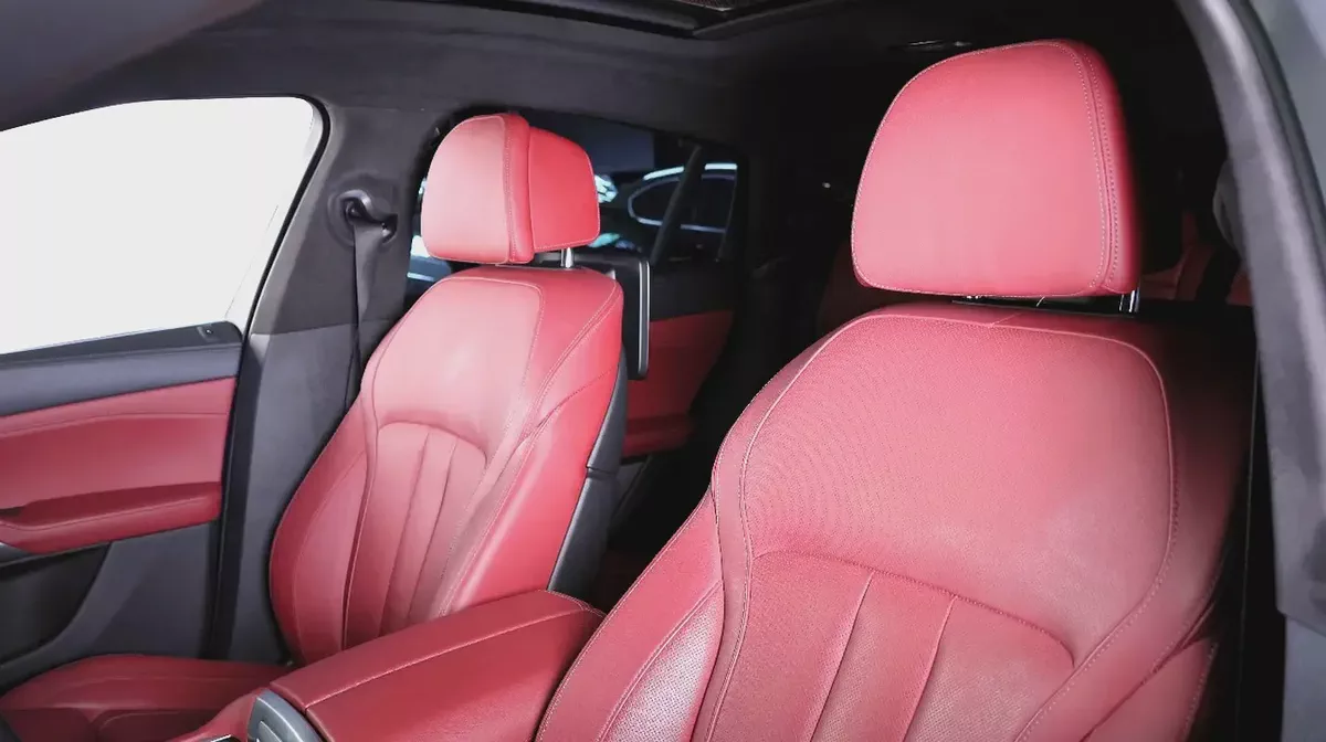 BMW X6 M50i-GCC-High Specifications-BMW warranty and service till 09/2026-M Sport Package-15-15