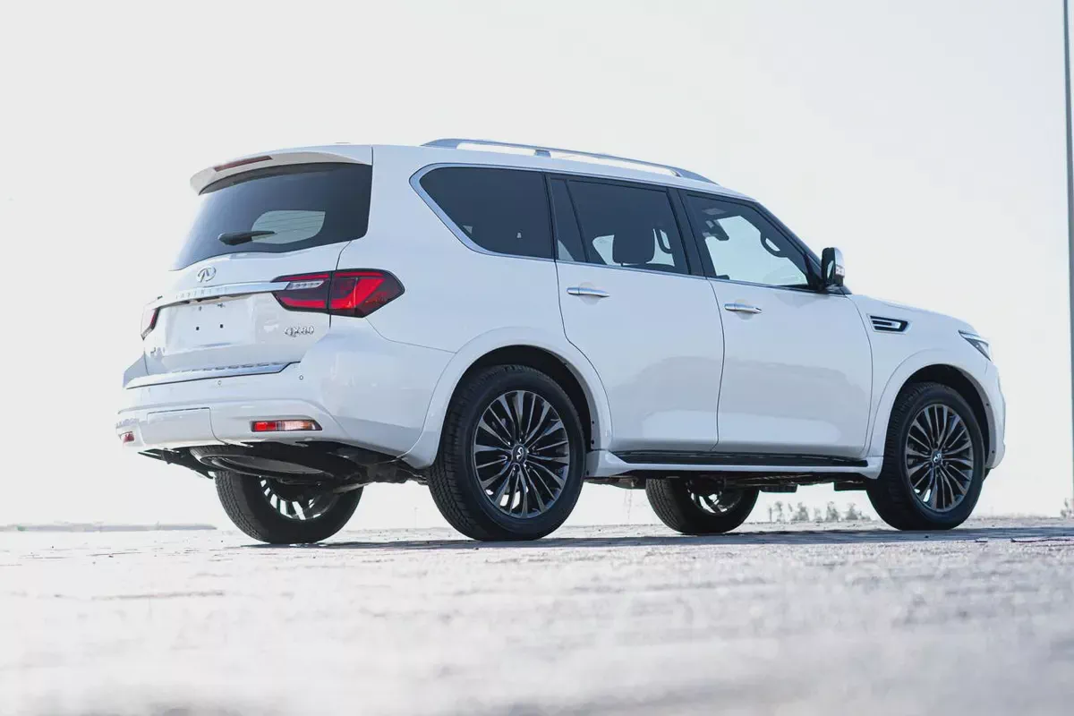 Infiniti QX80 Sensory 2024 - American Specs - Pristine Condition-4-4