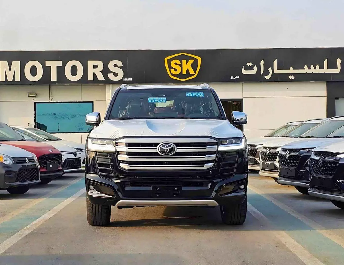 Toyota Land Cruiser VXR HEV HYBRID || 3.5L PETROL V6 / RADAR / 360*CAMERA / REAR ENTERTAINMENT DVD / FULL OPTION