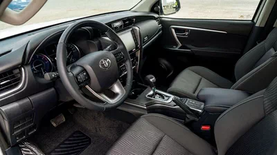 Toyota Fortuner EXR 2.4L DIESEL 2025 WHITE-10