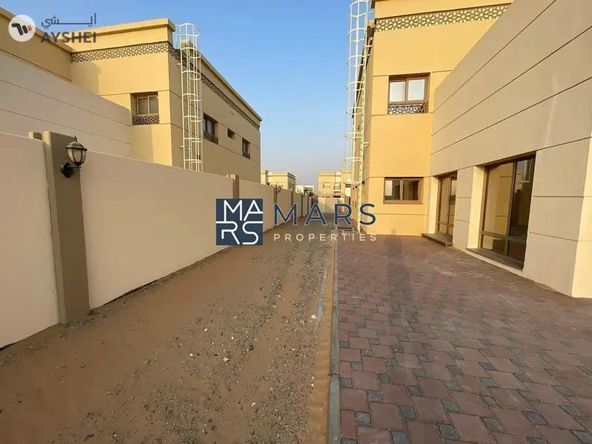 🌟 Discover Luxury Living in Sharjah Garden City - A Majestic 5-Bedroom Villa Awaits You! 🌟