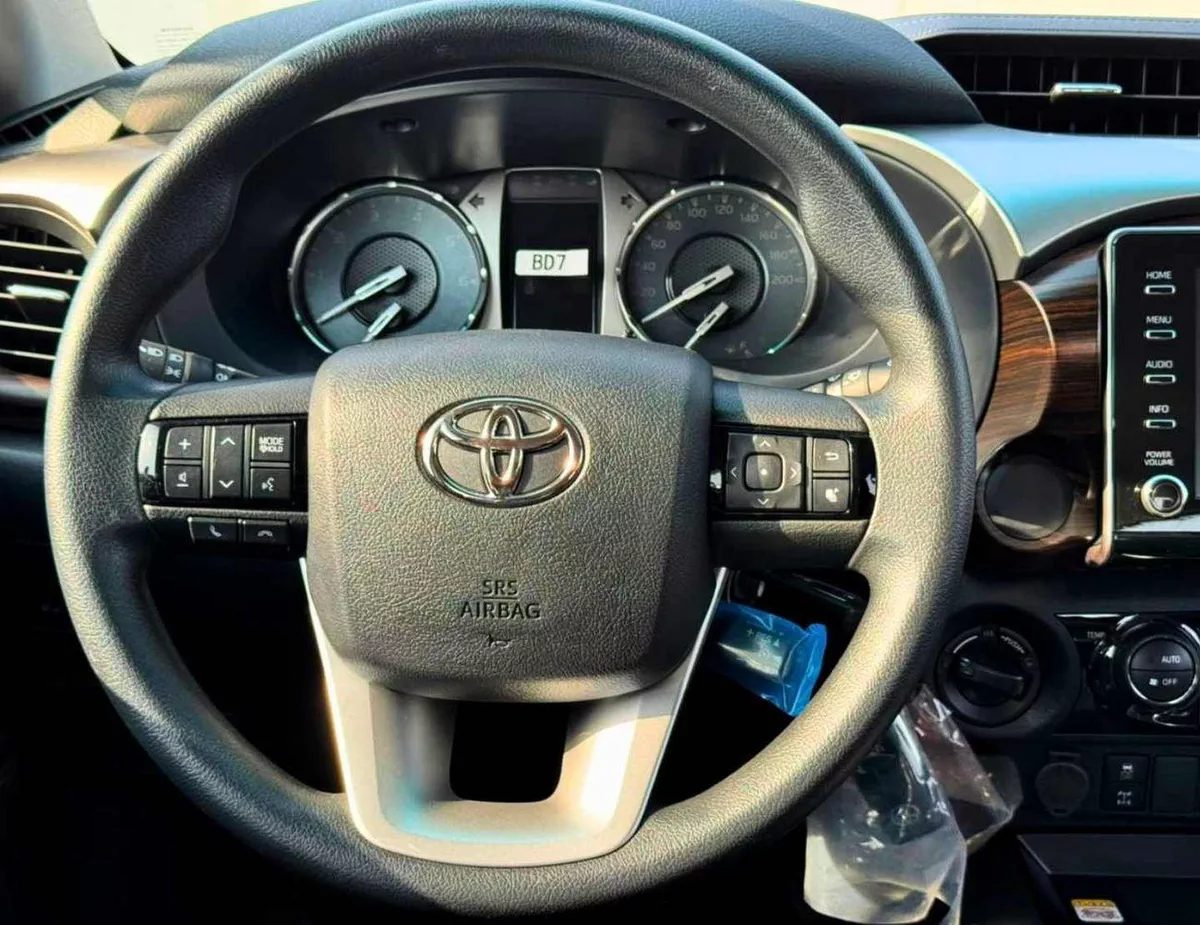 Toyota Hilux SR5 (NON GCC) SR5 | 2.8L V4 DIESEL | FULL OPTION | BLIND SPOT | OVER FNDER (CODE # HDAH1)-13-0