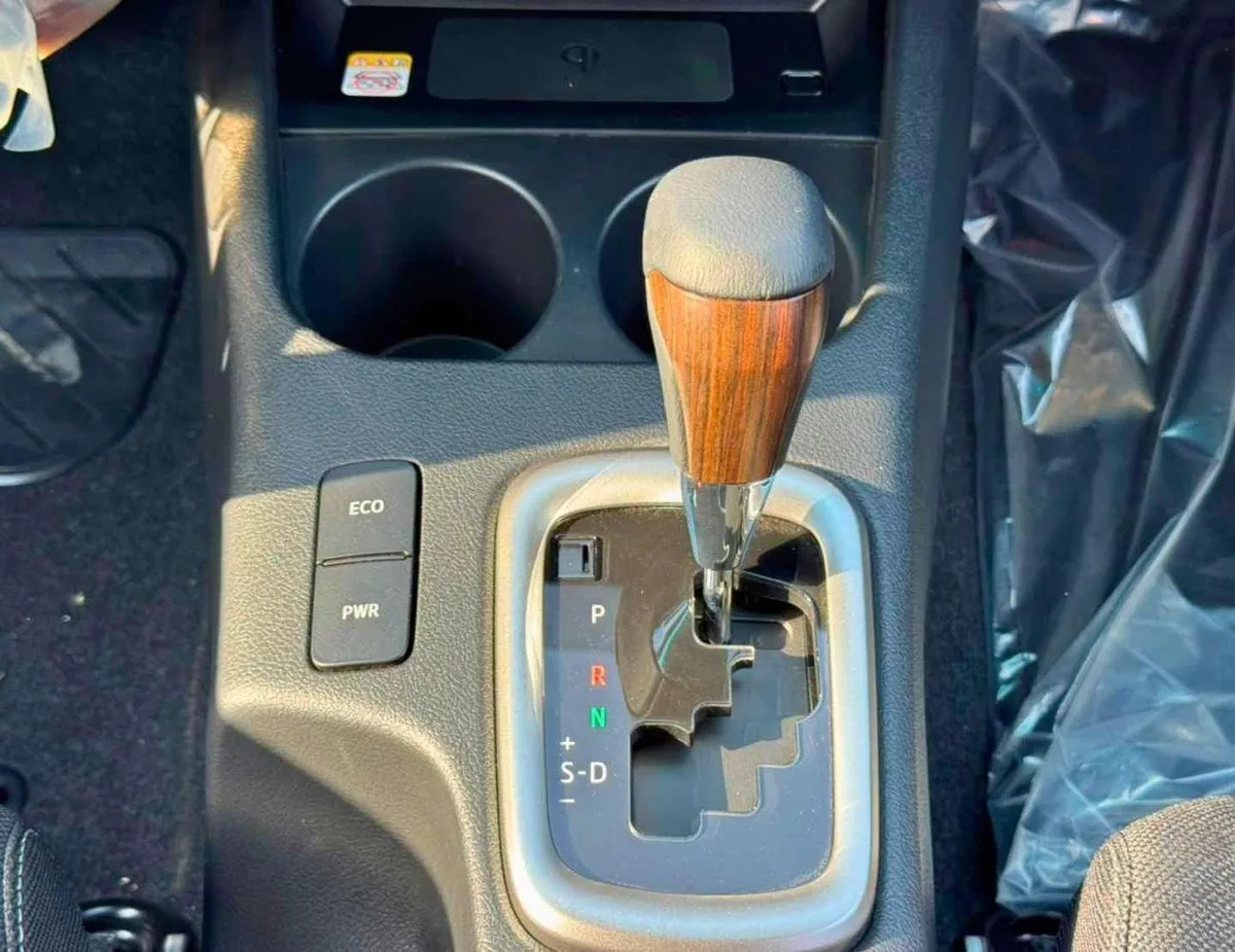 Toyota Hilux SR5 (NON GCC) SR5 | 2.8L V4 DIESEL | FULL OPTION | BLIND SPOT | OVER FNDER (CODE # HDAH1)-15-0