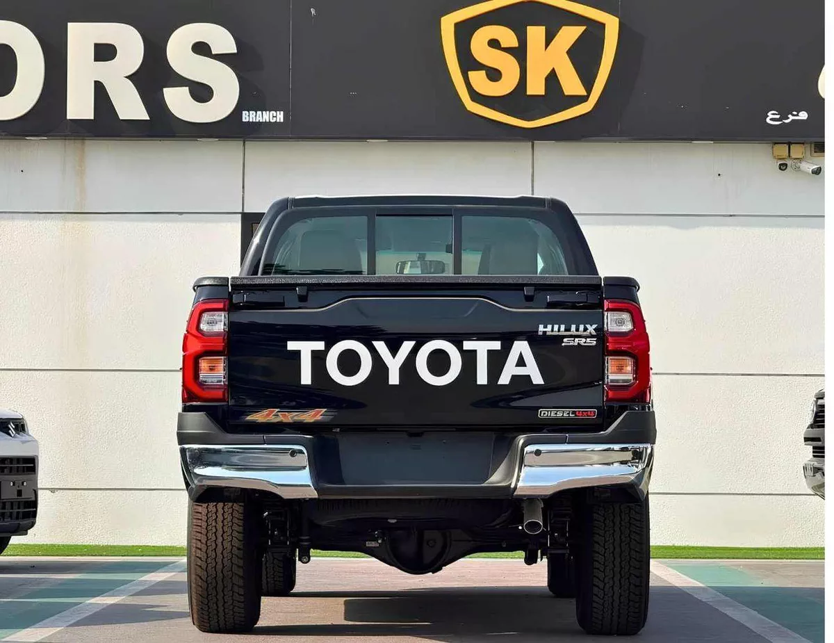 Toyota Hilux SR5 (NON GCC) SR5 | 2.8L V4 DIESEL | FULL OPTION | BLIND SPOT | OVER FNDER (CODE # HDAH1)-3-0
