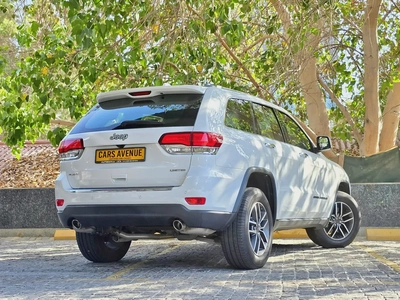 UNDER JEEP WARRANTY | AED 1,820 PM | FSH by JEEP | Excellent Condition-2