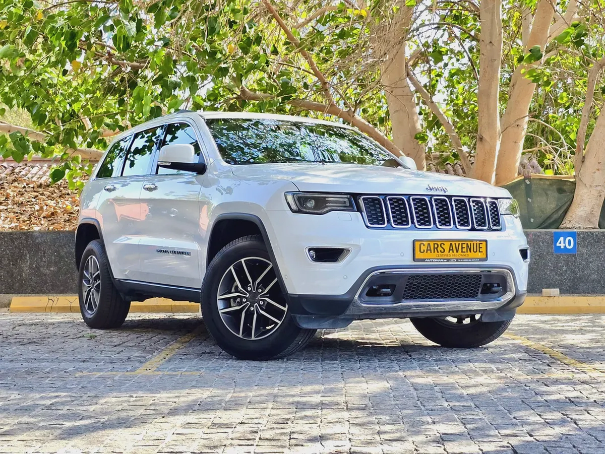 UNDER JEEP WARRANTY | AED 1,820 PM | FSH by JEEP | Excellent Condition