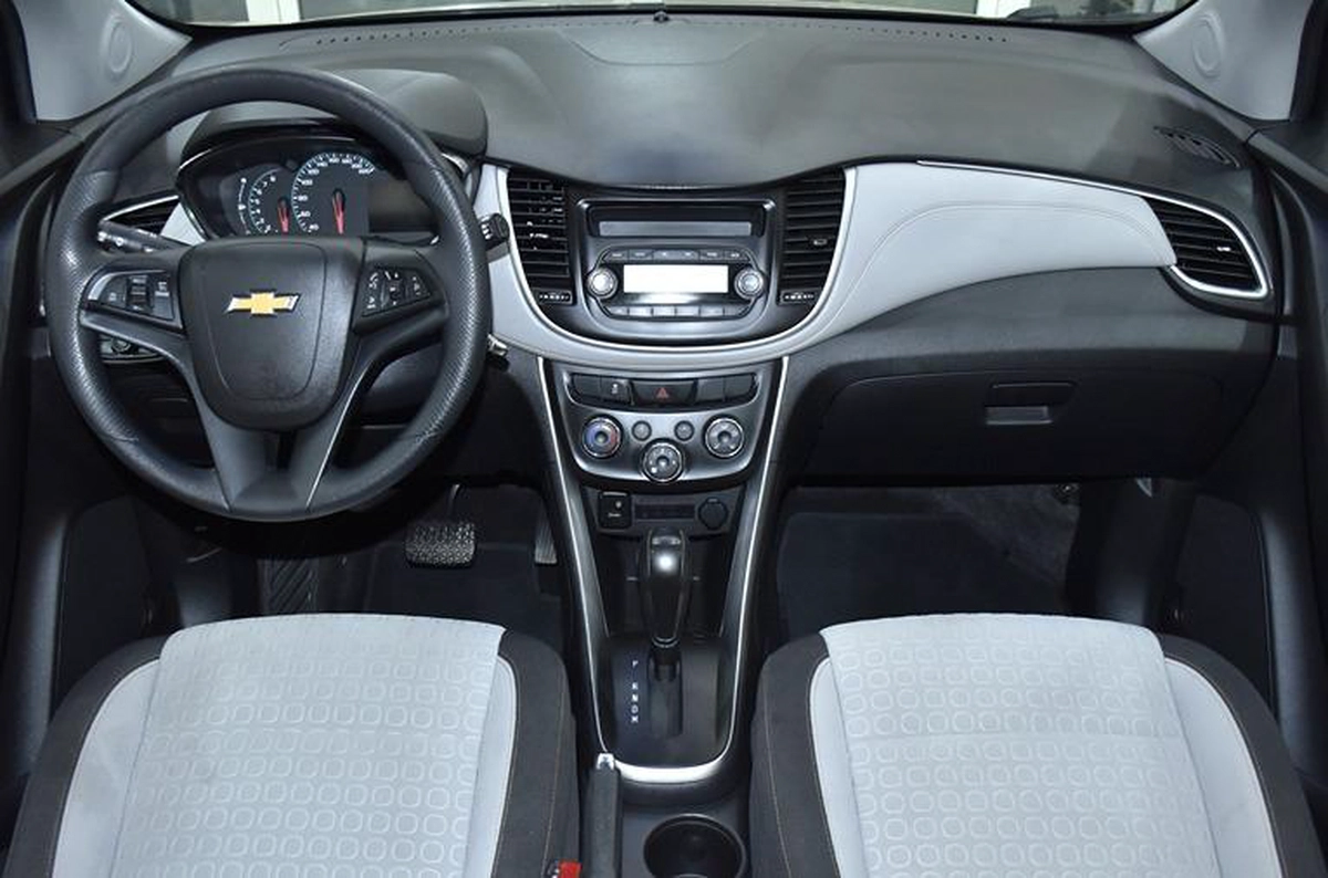 Chevrolet Trax LT ( 2019 Model ) in Brown / Beige Color GCC Specs-8-8