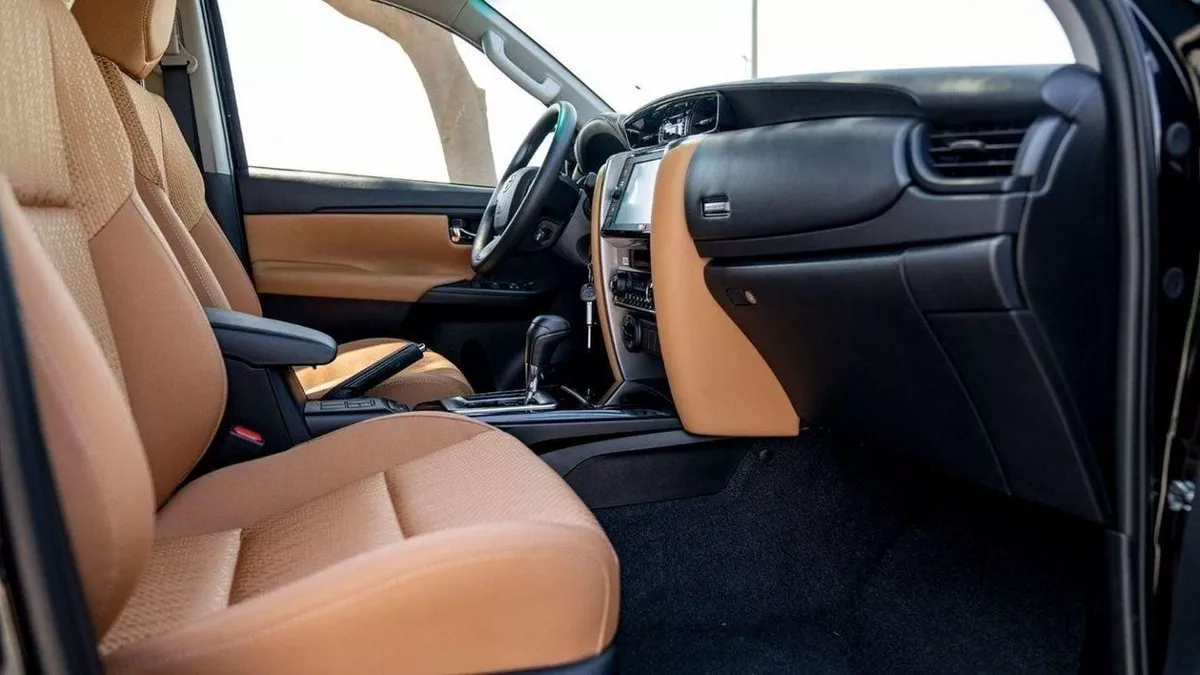Toyota Fortuner EXR-9-0