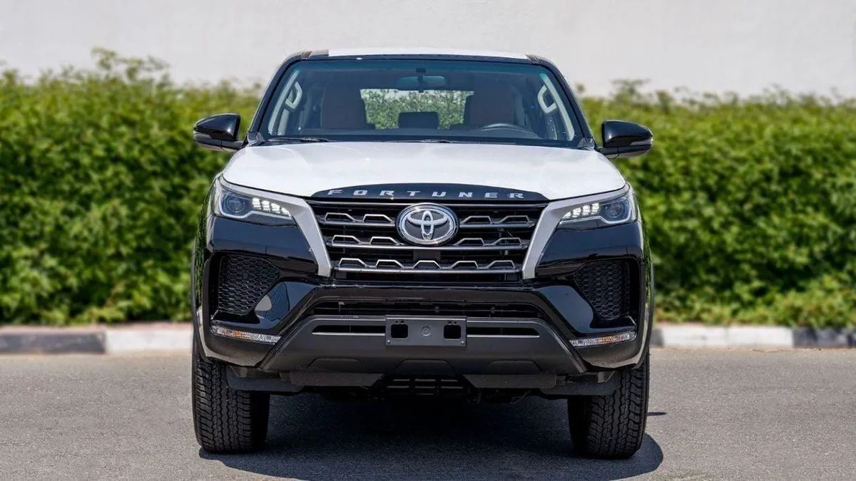 Toyota Fortuner EXR-1-0