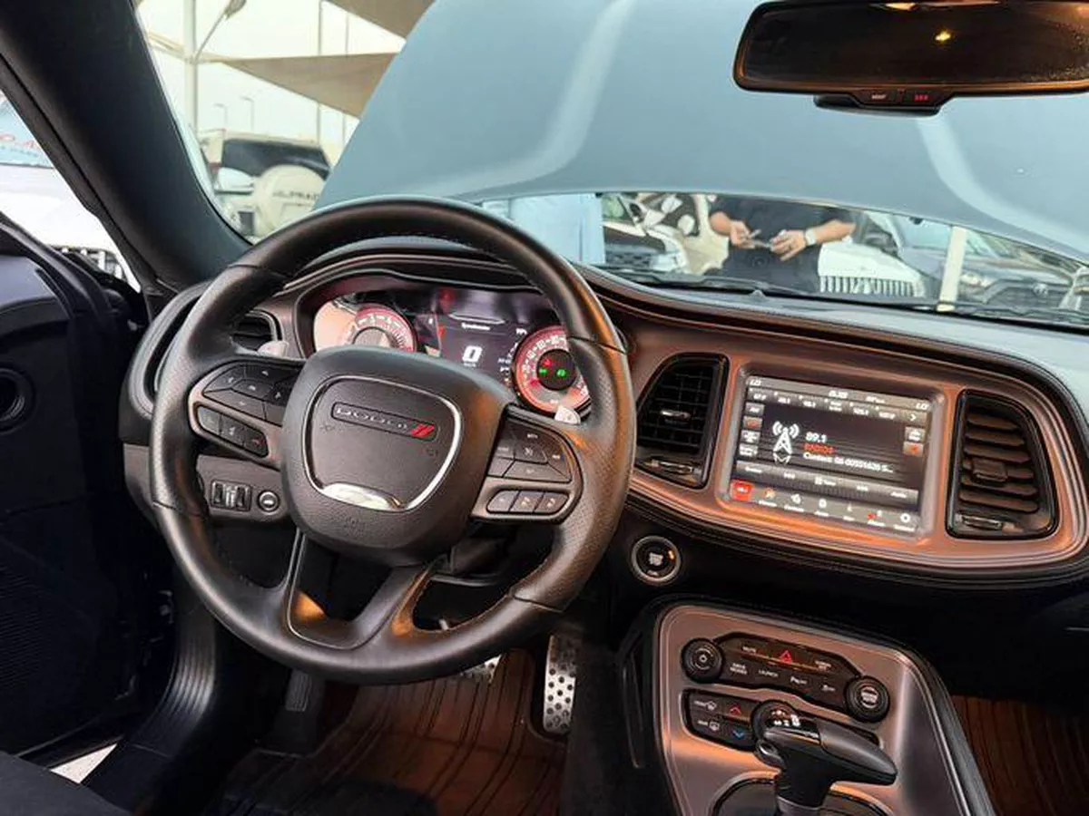 For sale ⁦Dodge Challenger R_T III Facelift 2, 6.4 l, 2023⁩ in UAE, Sharjah-6-6