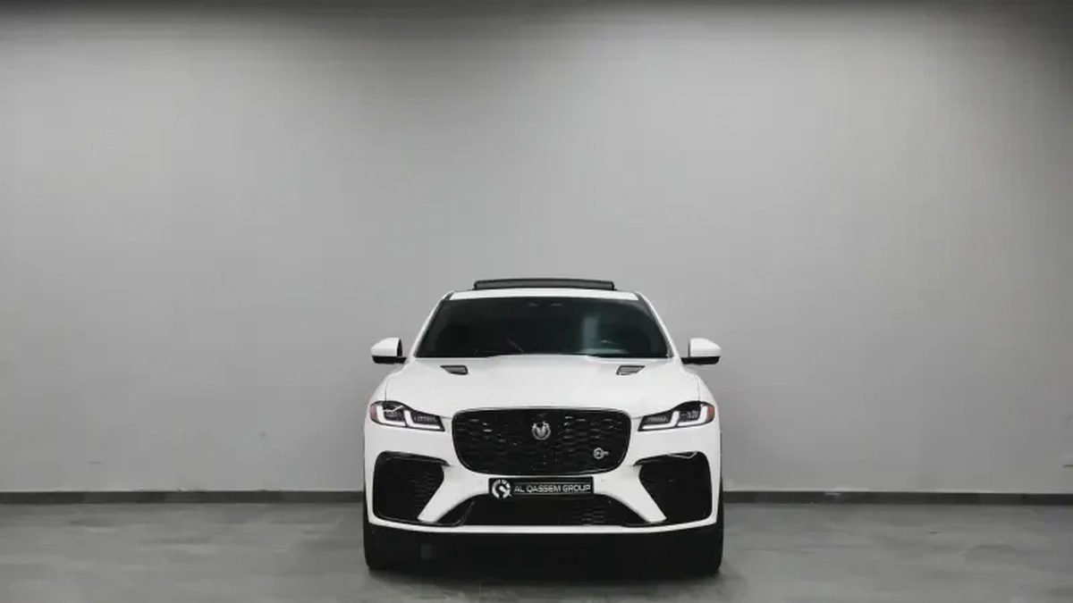 Jaguar F-Pace SVR-7-7