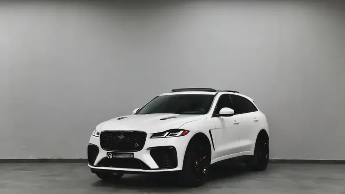 Jaguar F-Pace SVR-8-8