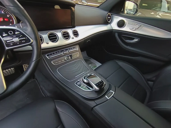 Mercedes-Benz E 250 2019 - Korean Specs - Pristine Condition