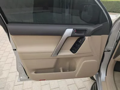 2022 Toyota Prado TXL Top full Option V6 4.0L GCC specs Excellent Condition-17