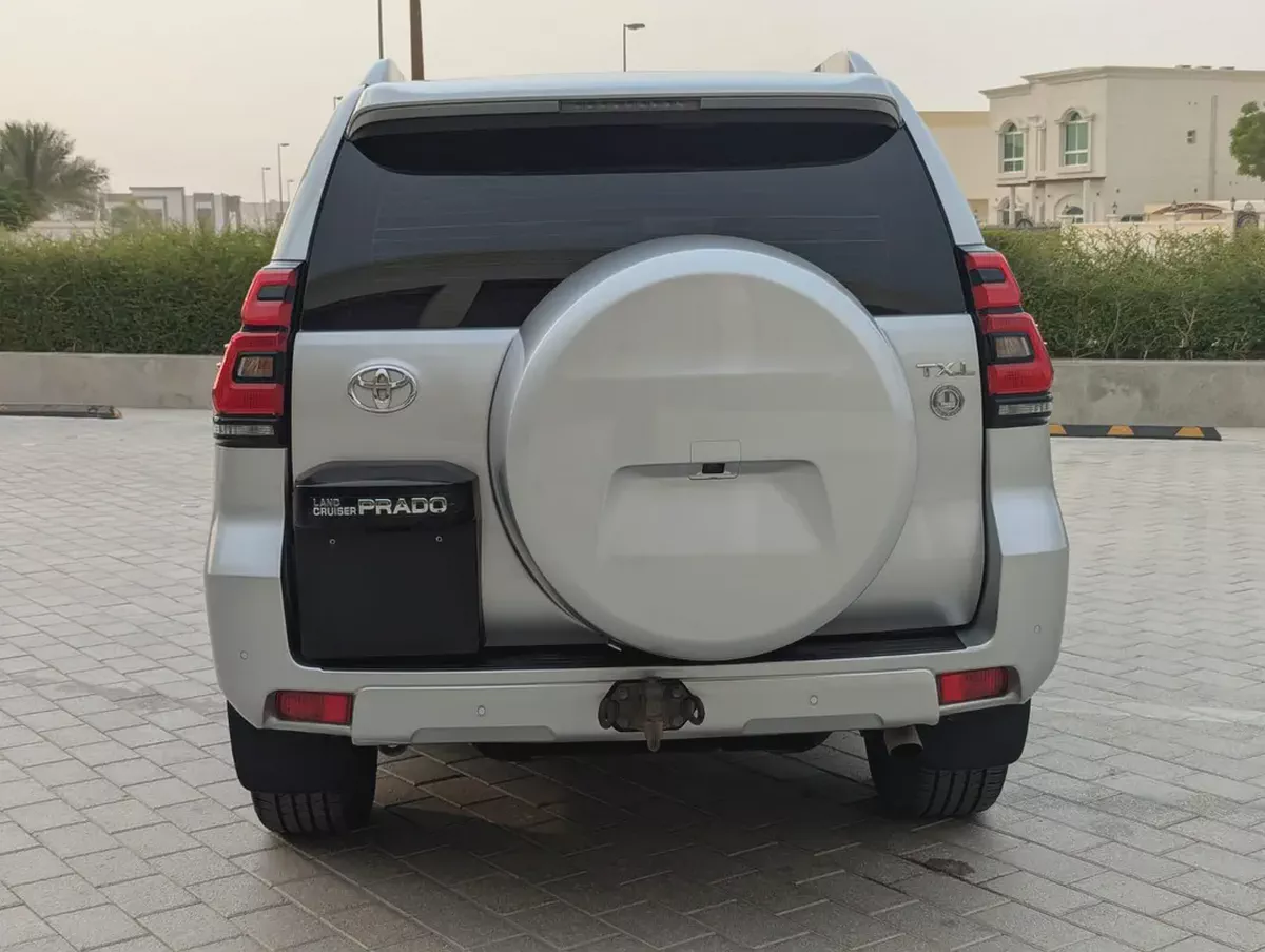 2022 Toyota Prado TXL Top full Option V6 4.0L GCC specs Excellent Condition-4-4