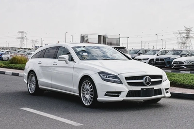 2013 - BENZ CLS550 STW - SUPER CLEAN - LIKE NEW - ONLY 138,000 KM-0