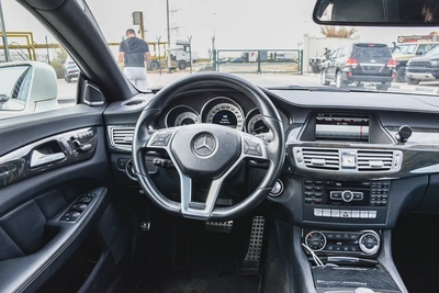2013 - BENZ CLS550 STW - SUPER CLEAN - LIKE NEW - ONLY 138,000 KM-10
