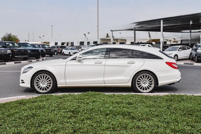 2013 - BENZ CLS550 STW - SUPER CLEAN - LIKE NEW - ONLY 138,000 KM-4