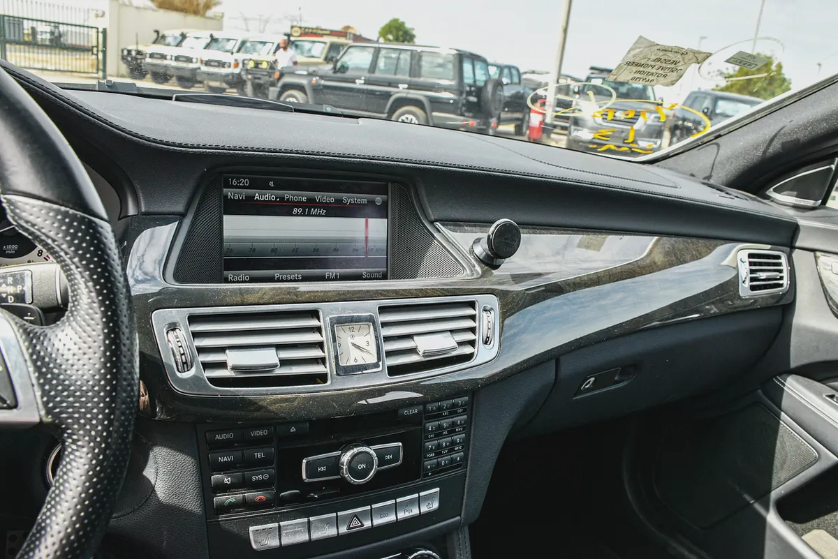 2013 - BENZ CLS550 STW - SUPER CLEAN - LIKE NEW - ONLY 138,000 KM-11-11