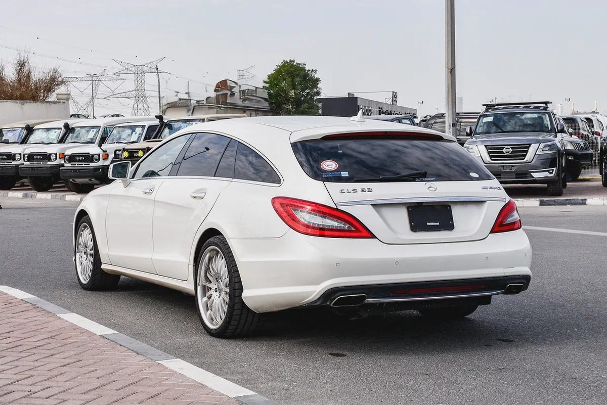 2013 - BENZ CLS550 STW - SUPER CLEAN - LIKE NEW - ONLY 138,000 KM-6-6
