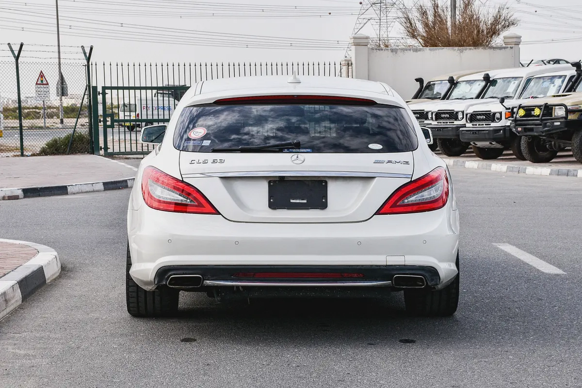 2013 - BENZ CLS550 STW - SUPER CLEAN - LIKE NEW - ONLY 138,000 KM-7-7