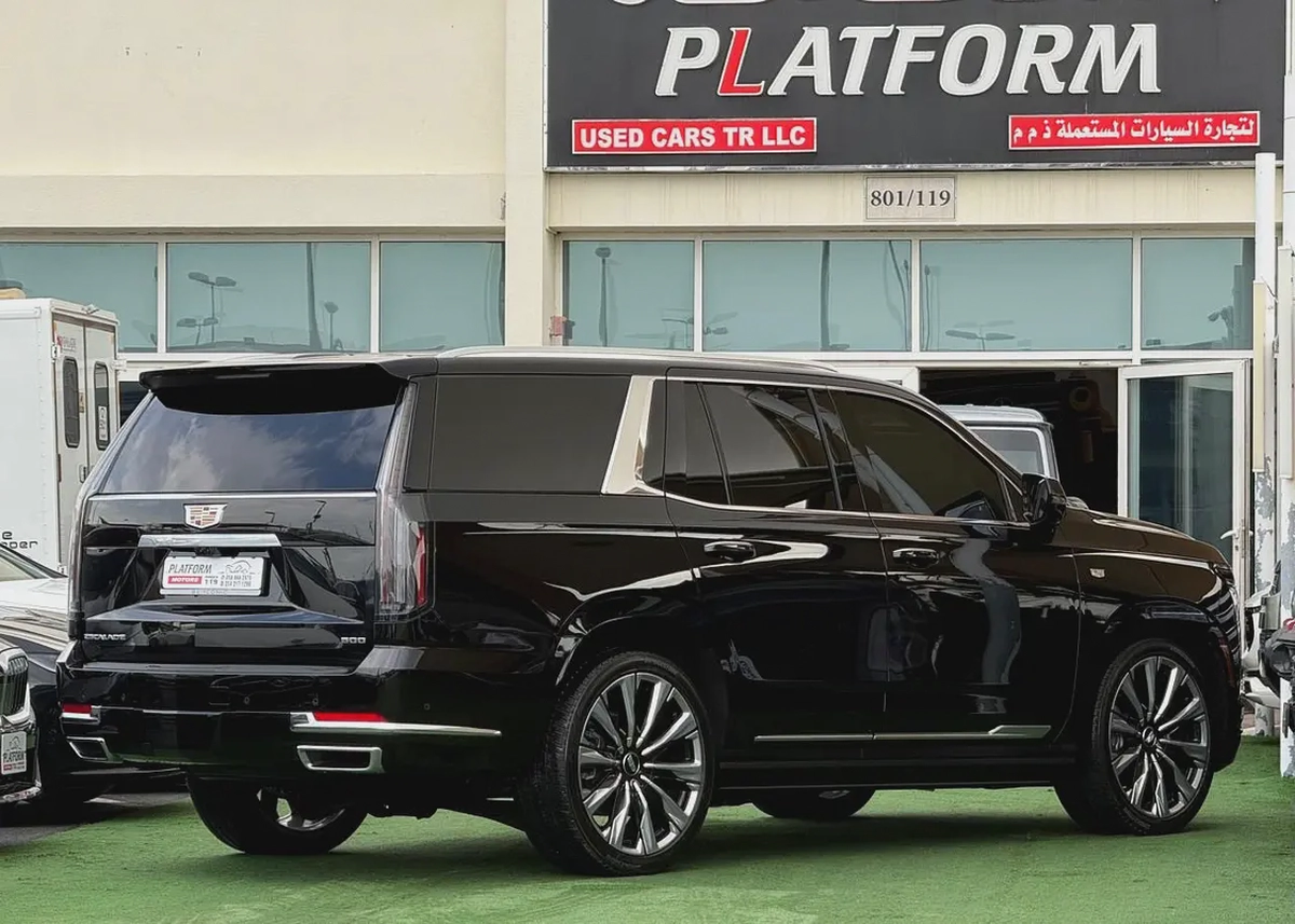 Cadillac Escalade 600model 2025 import from Korea original paint كاديلاك اسكاليد 600 موديل 2025-4-4