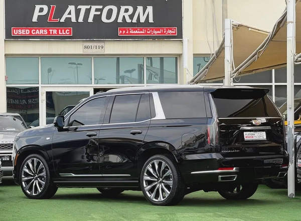 Cadillac Escalade 600model 2025 import from Korea original paint كاديلاك اسكاليد 600 موديل 2025