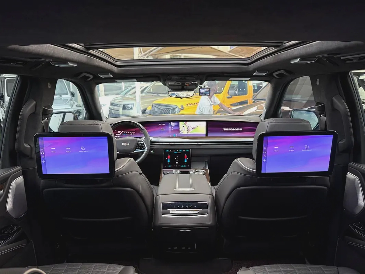 Cadillac Escalade 600model 2025 import from Korea original paint كاديلاك اسكاليد 600 موديل 2025-13-13