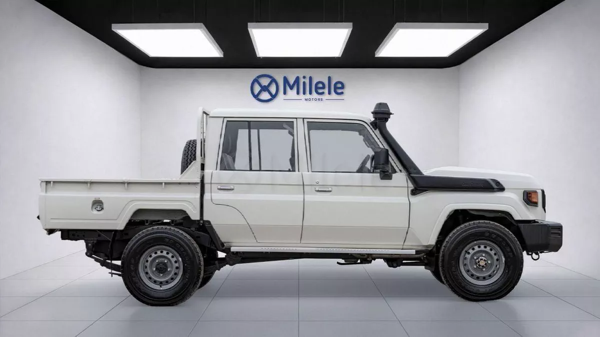 Toyota Land Cruiser Pickup 70  SNORKEL | 2-YEAR WARRANTY + SERVICE AVAILABLE | IN-HOUSE FINANCING-5-0
