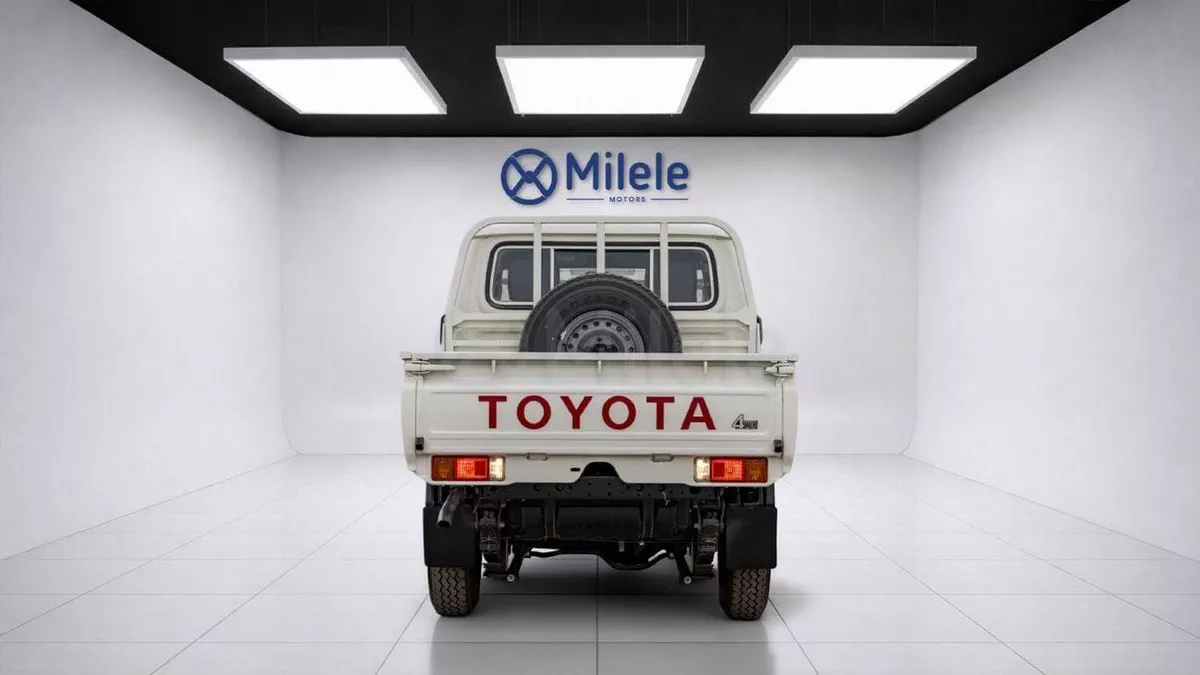 Toyota Land Cruiser Pickup 70  SNORKEL | 2-YEAR WARRANTY + SERVICE AVAILABLE | IN-HOUSE FINANCING-7-0