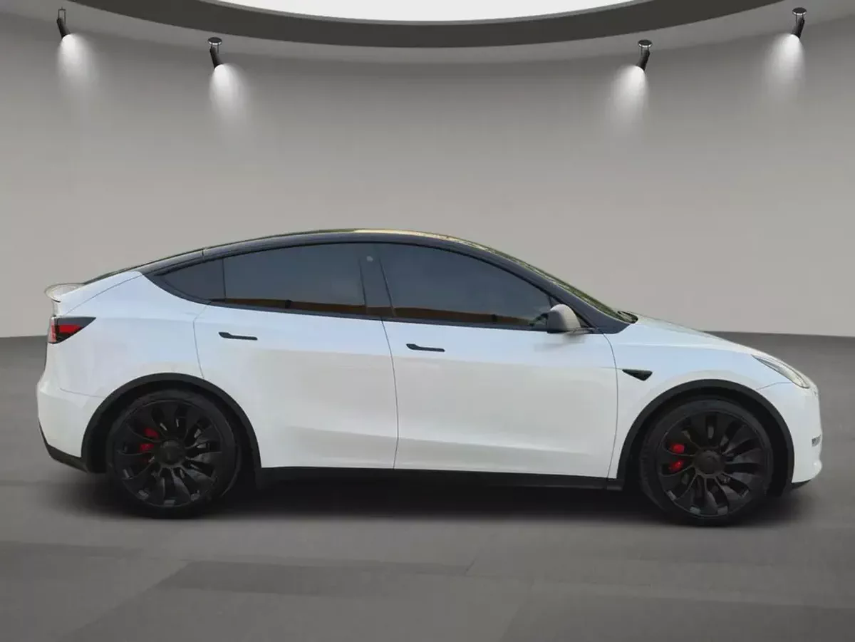 2446 AED Per Month | Zero Down Payment | Performance Option-3-3