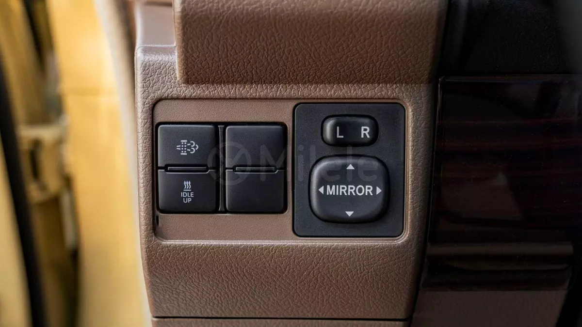 Toyota Land Cruiser Pickup 70 TOYOTA LAND CRUISER 79 DELUXE | 2-YEAR WARRANTY + SERVICE AVAILABLE | IN-HOUSE FINANCING | 0% DOWNPA-13-0