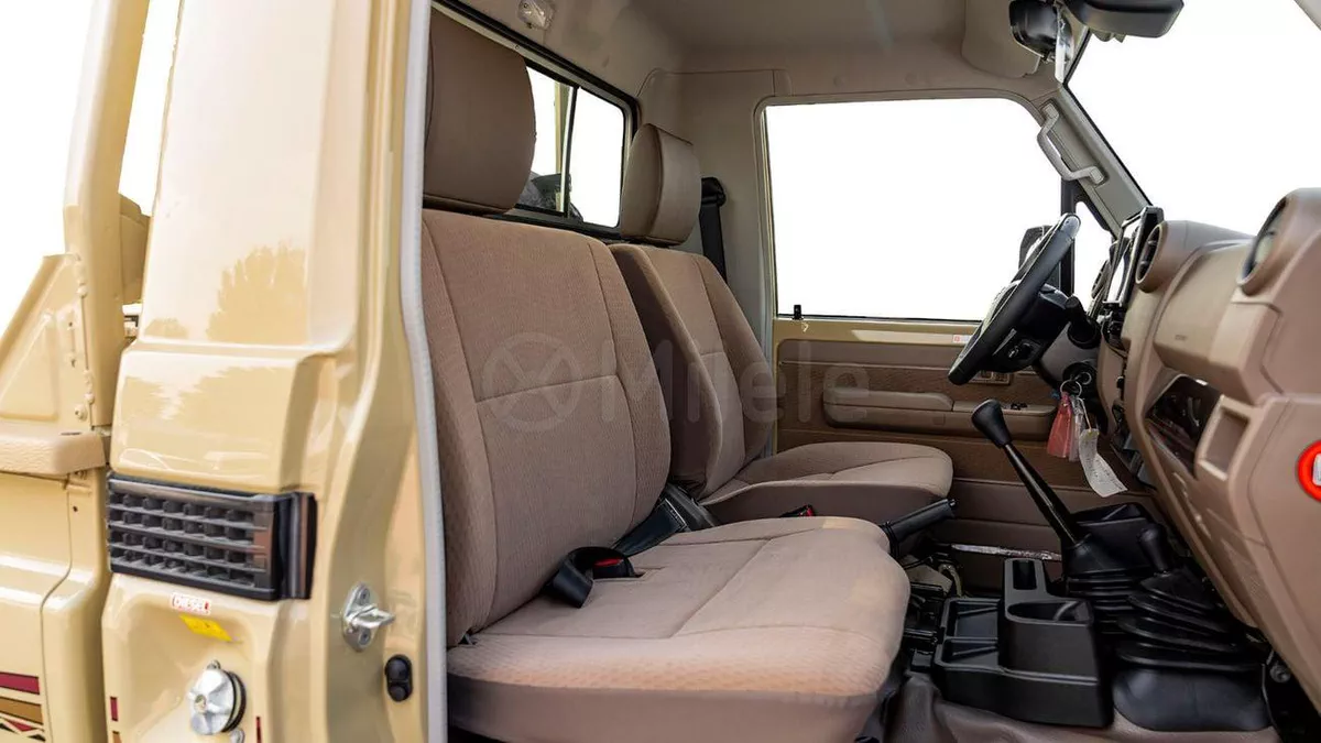 Toyota Land Cruiser Pickup 70 TOYOTA LAND CRUISER 79 DELUXE | 2-YEAR WARRANTY + SERVICE AVAILABLE | IN-HOUSE FINANCING | 0% DOWNPA-15-0