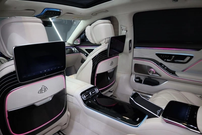 Mercedes-Benz Maybach S680-7