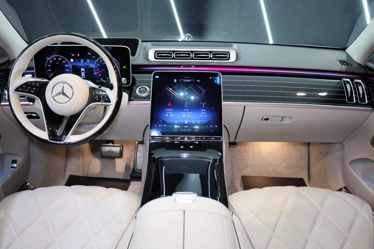 Mercedes-Benz Maybach S680-6-6