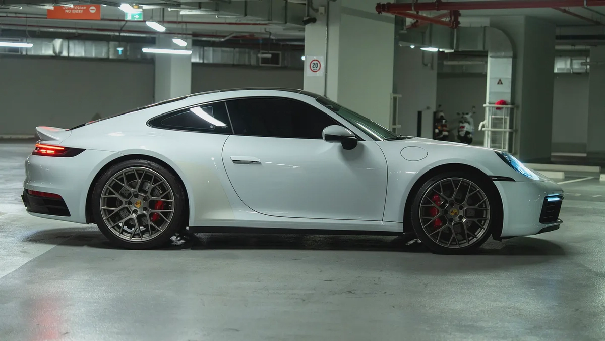 2022 Porsche 911 Carrera S, GCC Specs, Full-Service history, Full Options Excellent Condition-3-3