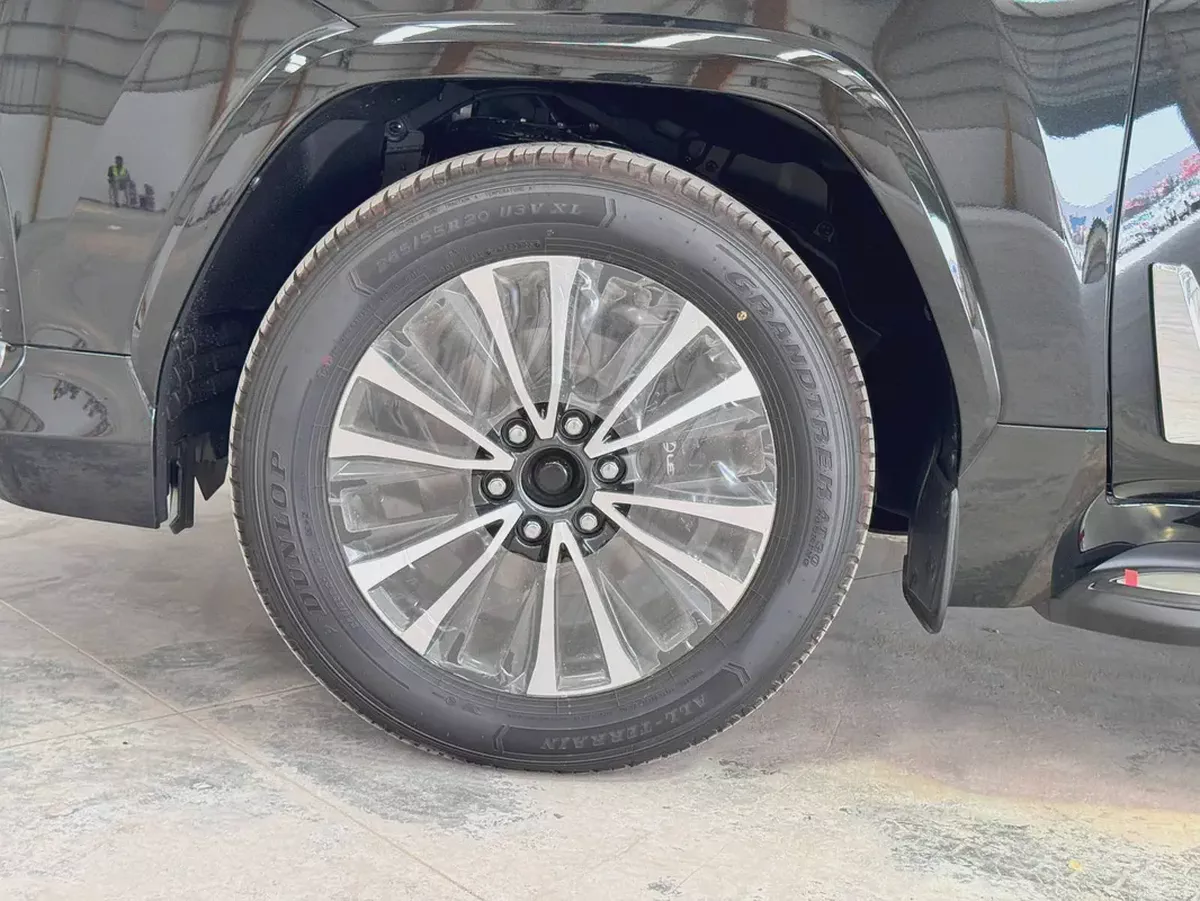 (EXPORT ONLY) 2025 LEXUS LX500D 3.3L DIESEL 26-SPEAKER ML URBAN RADAR BRAND NEW 0KM-19-19