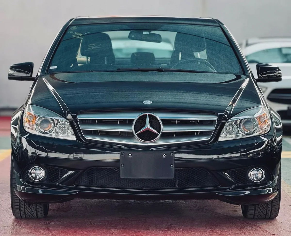 BENZ C300 | 2010 | ONLY : 82144 KM | JAPAN IMPORT | CLEAN TITLE-2-2
