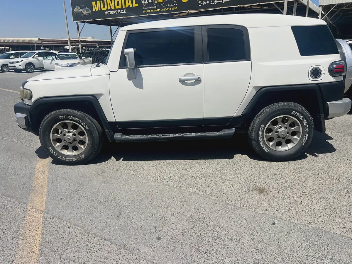 Toyota FJ Cruiser GXR 2008 - GCC Specs - Well Maintained-3-3