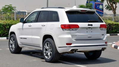 Jeep Grand Cherokee Summit 5.7 L V8-12