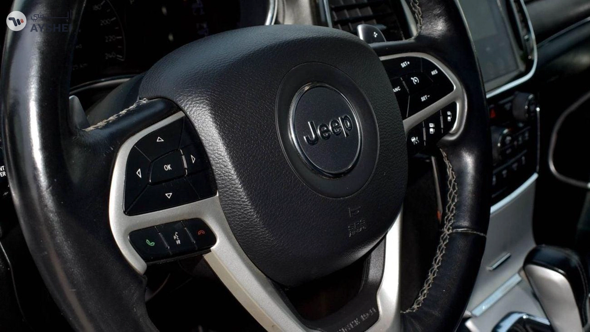 Jeep Grand Cherokee Summit 5.7 L V8-8-8