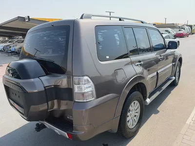 Mitsubshi Pajero 2015 brown color GCC calen car-7