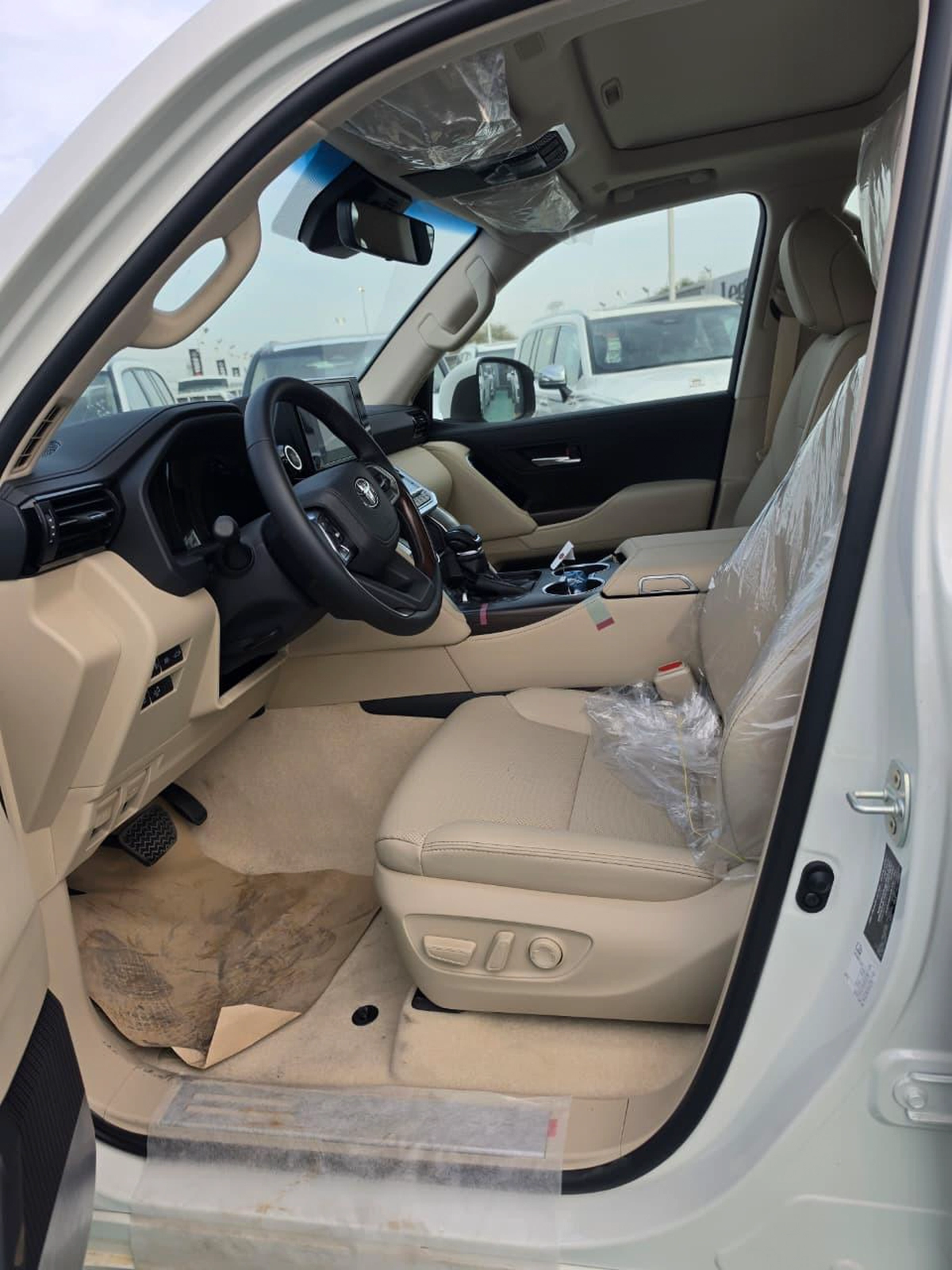 TOYOTA LAND CRUISER LC300 GXR 4.0L V6 PETROL 2026-6-6